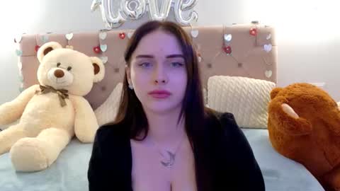 Snapshot of lilliana_moon chatting on February 2026 10:01:01 AM lilliana_moon online show from February 2026 10:01:01 AM