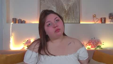 LillianHaig online show from February 2025 06:37:02 PM