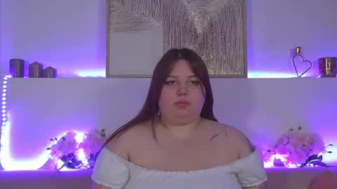 LillianHaig online show from February 2025 04:04:01 AM