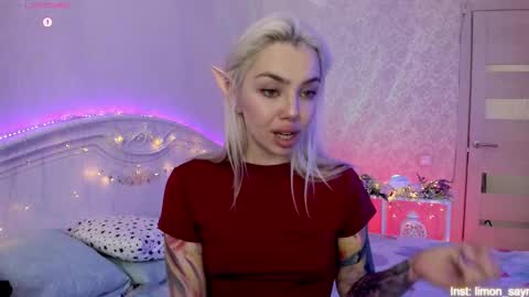 LilliMoore online show from November 2025 12:20:02 AM