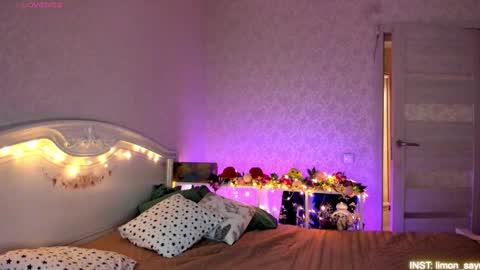LilliMoore online show from May 2026 11:22:02 PM