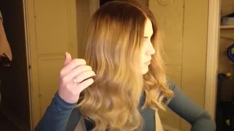 lilly_adams88 online show from February 2026 04:24:01 AM