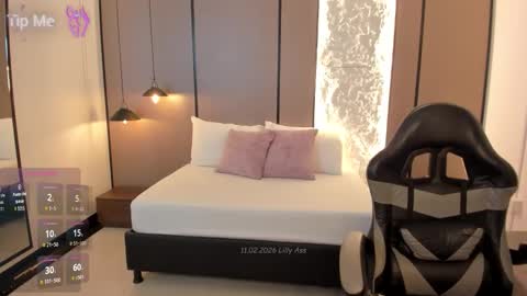 L I L L Y online show from February 2026 12:32:02 PM