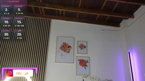 Sofia online show from November 2025 01:22:01 PM