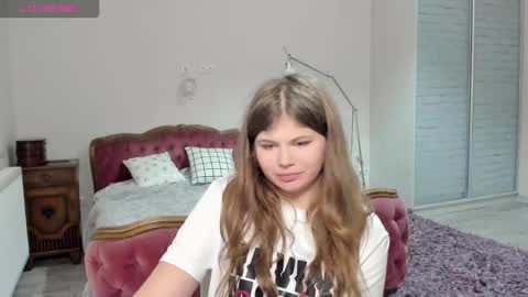 Lilly online show from November 2025 09:04:01 PM