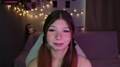 Snapshot of lilly_lilithh chatting on August 2026 04:14:01 AM Lilith online show from August 2026 04:14:01 AM
