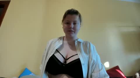 Lilly Depp online show from January 2026 08:18:01 AM