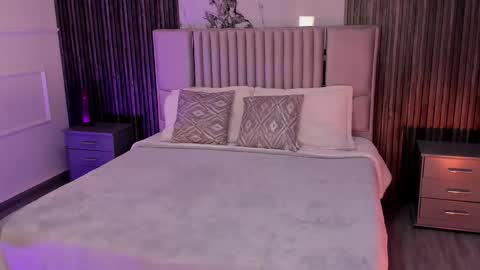 Lilly Ortiz online show from March 2026 07:42:02 PM