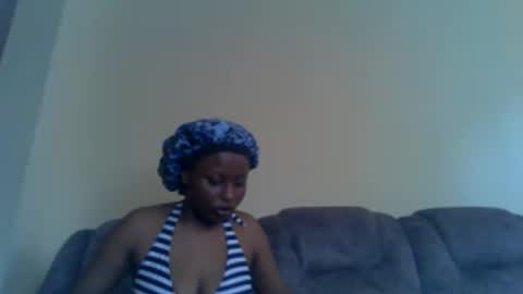 Snapshot of lilpretty16 chatting on June 2026 08:31:02 AM lilpretty16 online show from June 2026 08:31:02 AM