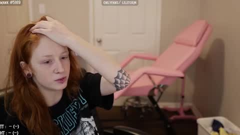 lil or red online show from February 2025 01:52:02 PM