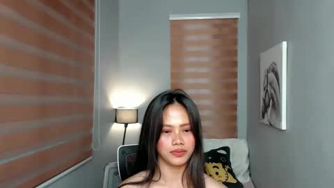 Snapshot of lilsweet_marie chatting on December 2024 12:38:01 PM Lilsweet marie online show from December 2024 12:38:01 PM