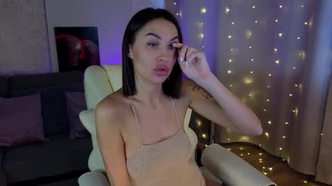 Lilu online show from February 2025 05:31:01 AM