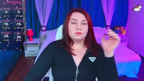 Lilu online show from November 2025 12:04:01 PM