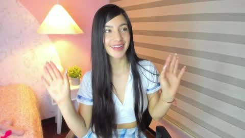  Lily  online show from May 2026 11:46:01 PM