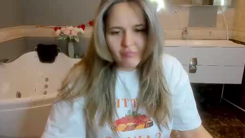 Lily online show from March 2026 05:45:02 AM