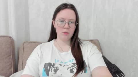 Lily Chays online show from January 2026 04:07:02 AM