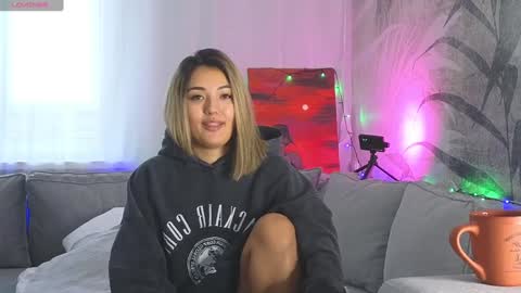 Lily online show from December 2024 08:41:01 AM