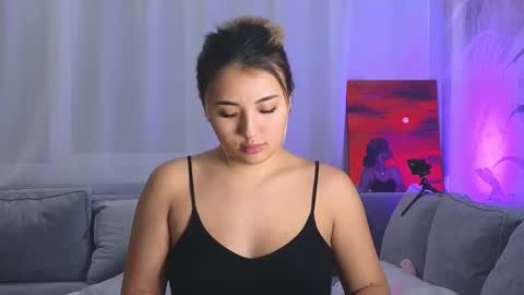 Lily online show from February 2025 04:59:02 PM