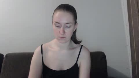 lily_love_x online show from October 2025 10:47:02 PM