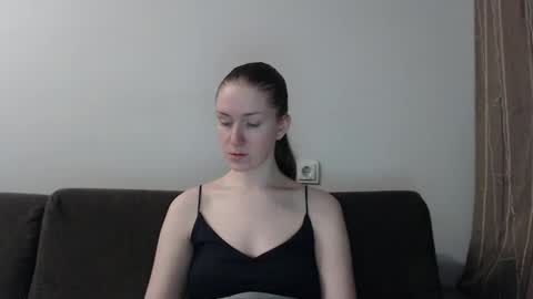 Snapshot of lily_love_x chatting on April 2026 12:35:01 AM lily_love_x online show from April 2026 12:35:01 AM