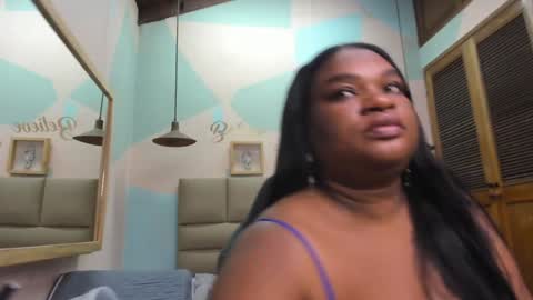 Lily online show from February 2025 09:11:01 AM