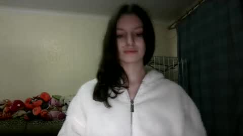 lilycandy_ online show from December 2024 05:00:01 PM