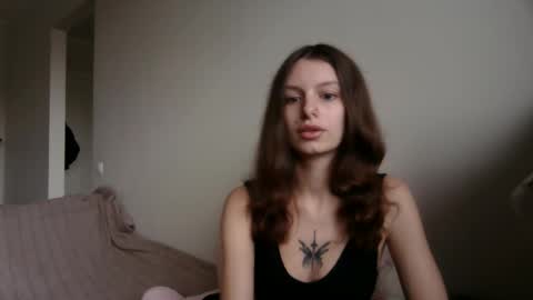 lilycandy_ online show from October 2025 10:59:01 AM