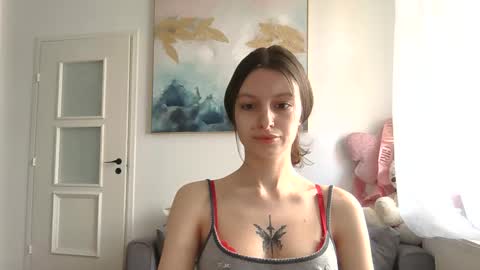lilycandy_ online show from April 2026 09:26:01 AM