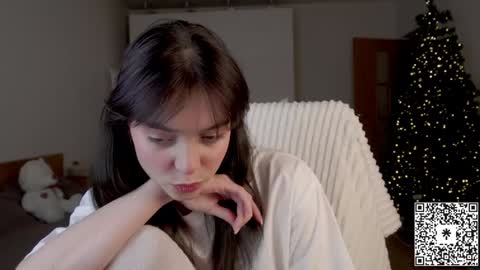 Snapshot of lilyewing_ chatting on December 2024 05:29:02 PM Lily online show from December 2024 05:29:02 PM