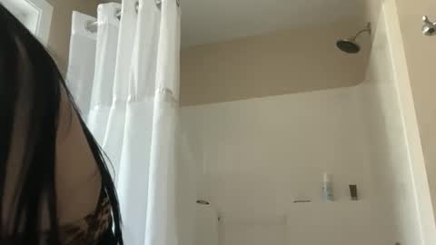 Snapshot of lilygracexoxo chatting on May 2026 12:06:01 AM Lily Grace online show from May 2026 12:06:01 AM