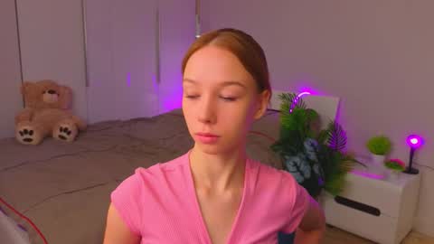 Snapshot of lilylisy chatting on November 2025 11:27:01 AM lilylisy online show from November 2025 11:27:01 AM