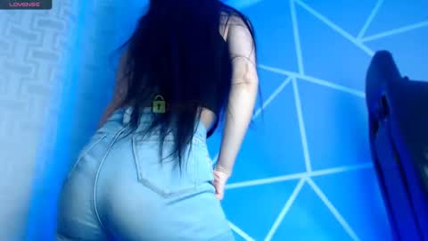 Snapshot of lilylouisee_ chatting on January 2025 05:08:01 AM Liliana louise online show from January 2025 05:08:01 AM