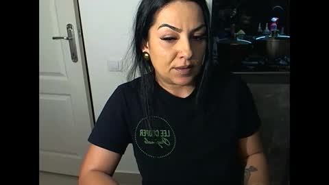 lilynaughty online show from February 2026 08:53:01 PM