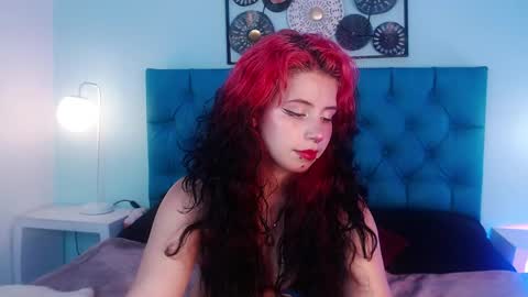 lilyred_ online show from April 2026 03:02:01 AM