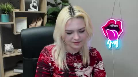 Lily online show from March 2026 07:48:02 AM