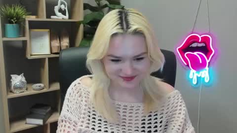 Lily online show from March 2026 07:22:02 AM