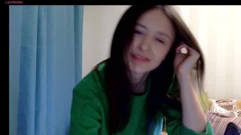 LilyXSky online show from November 2025 04:20:02 PM