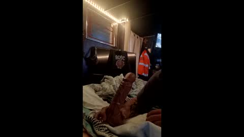 limelight1975 online show from April 2026 05:01:02 AM