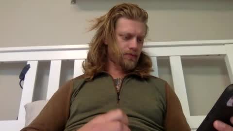 Snapshot of limitlesschris chatting on October 2025 01:37:01 PM Chris online show from October 2025 01:37:01 PM