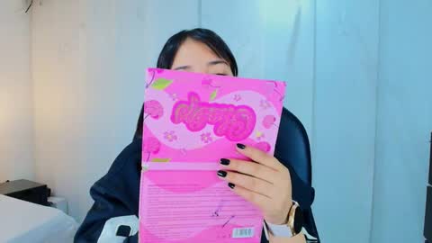  Lina Bedoya  online show from November 2025 11:35:01 AM