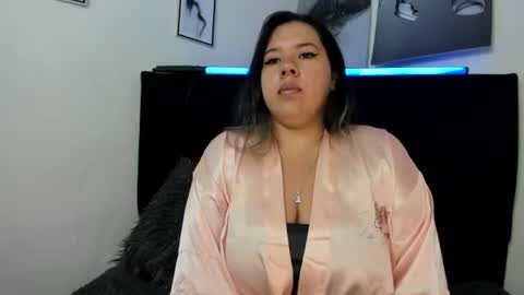 Snapshot of lina_browm chatting on July 2026 03:26:02 PM Lina Browm online show from July 2026 03:26:02 PM