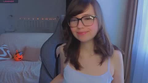 Lina online show from March 2026 04:07:02 AM