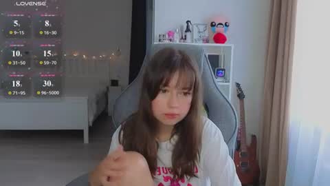Snapshot of lina_brownie chatting on July 2026 01:52:01 AM Lina online show from July 2026 01:52:01 AM