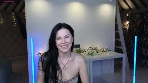 lina_flore online show from June 2026 10:15:01 PM