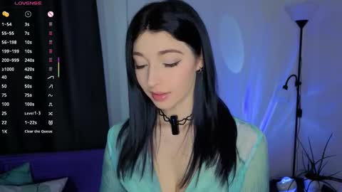 Snapshot of lina_leum chatting on November 2025 07:10:02 AM Lina online show from November 2025 07:10:02 AM