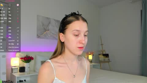 Snapshot of lina_massey chatting on May 2026 01:43:01 AM lina_massey online show from May 2026 01:43:01 AM