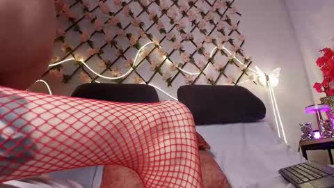 Snapshot of linaa_morris27 chatting on November 2025 09:12:02 AM Linaa online show from November 2025 09:12:02 AM