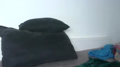 linacatelover online show from April 2026 07:04:01 PM