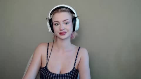 Snapshot of linacute52 chatting on October 2025 08:59:01 AM linacute52 online show from October 2025 08:59:01 AM