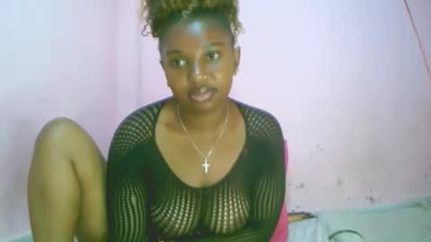 linah1123 online show from October 2025 10:38:02 AM